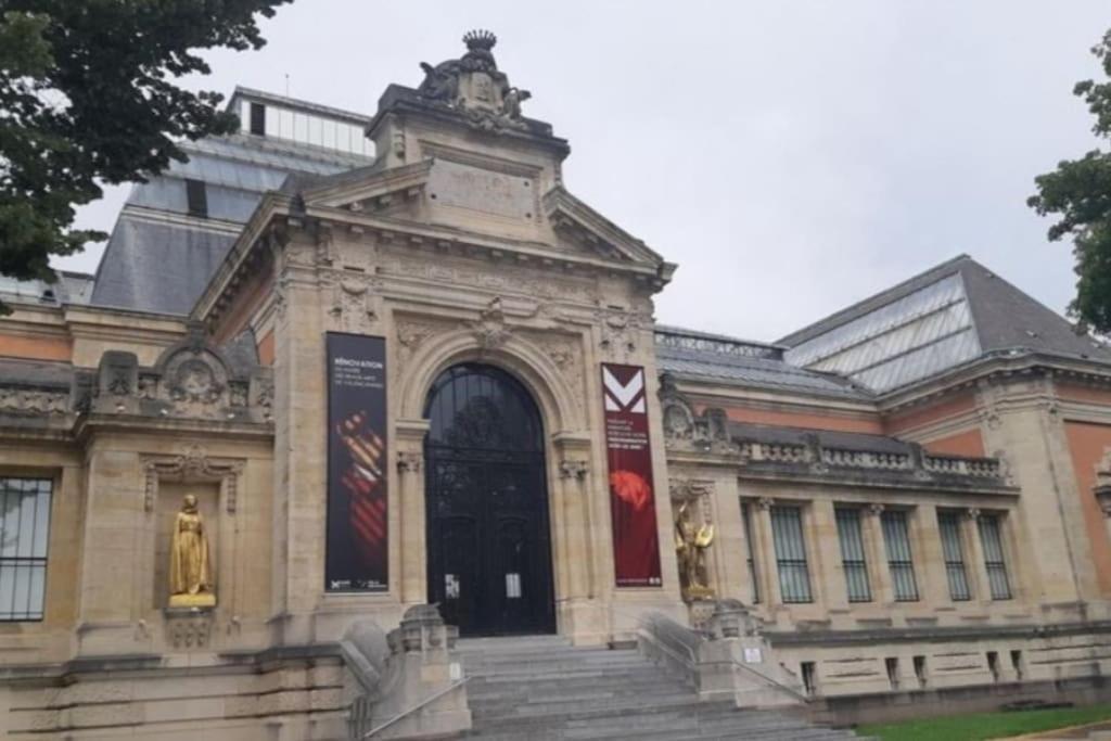 Ferienwohnung Fadil Valenciennes Exterior foto